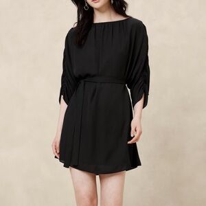 🆕 Banana Republic shirred dolman sleeve boatneck black date night dress